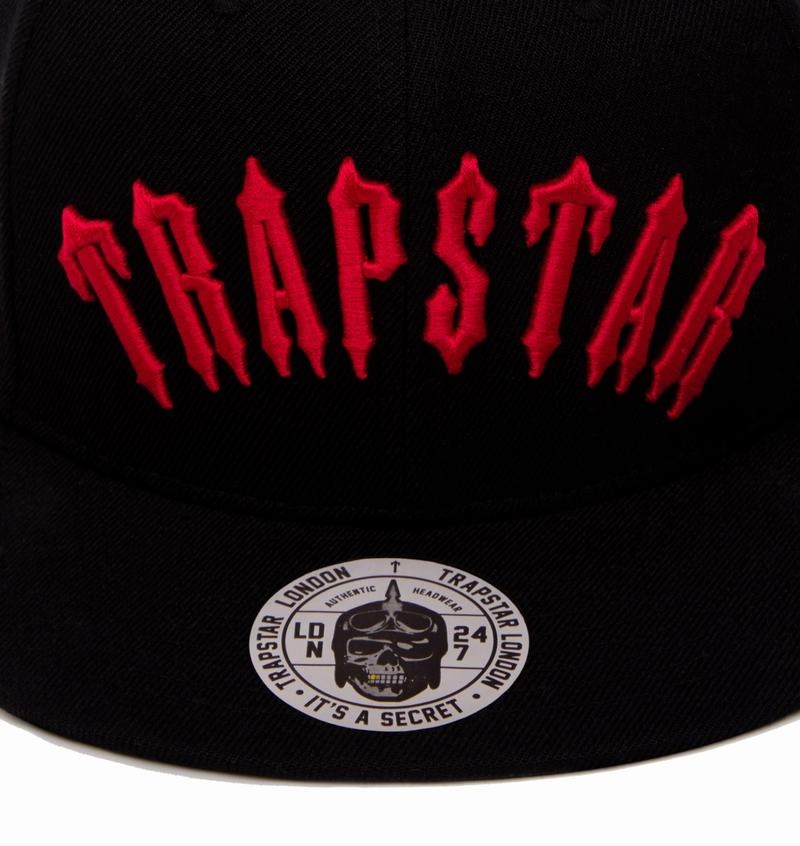 Black / Red Trapstar Irongate Arch Snapback Men's Caps | CTFEZI-697